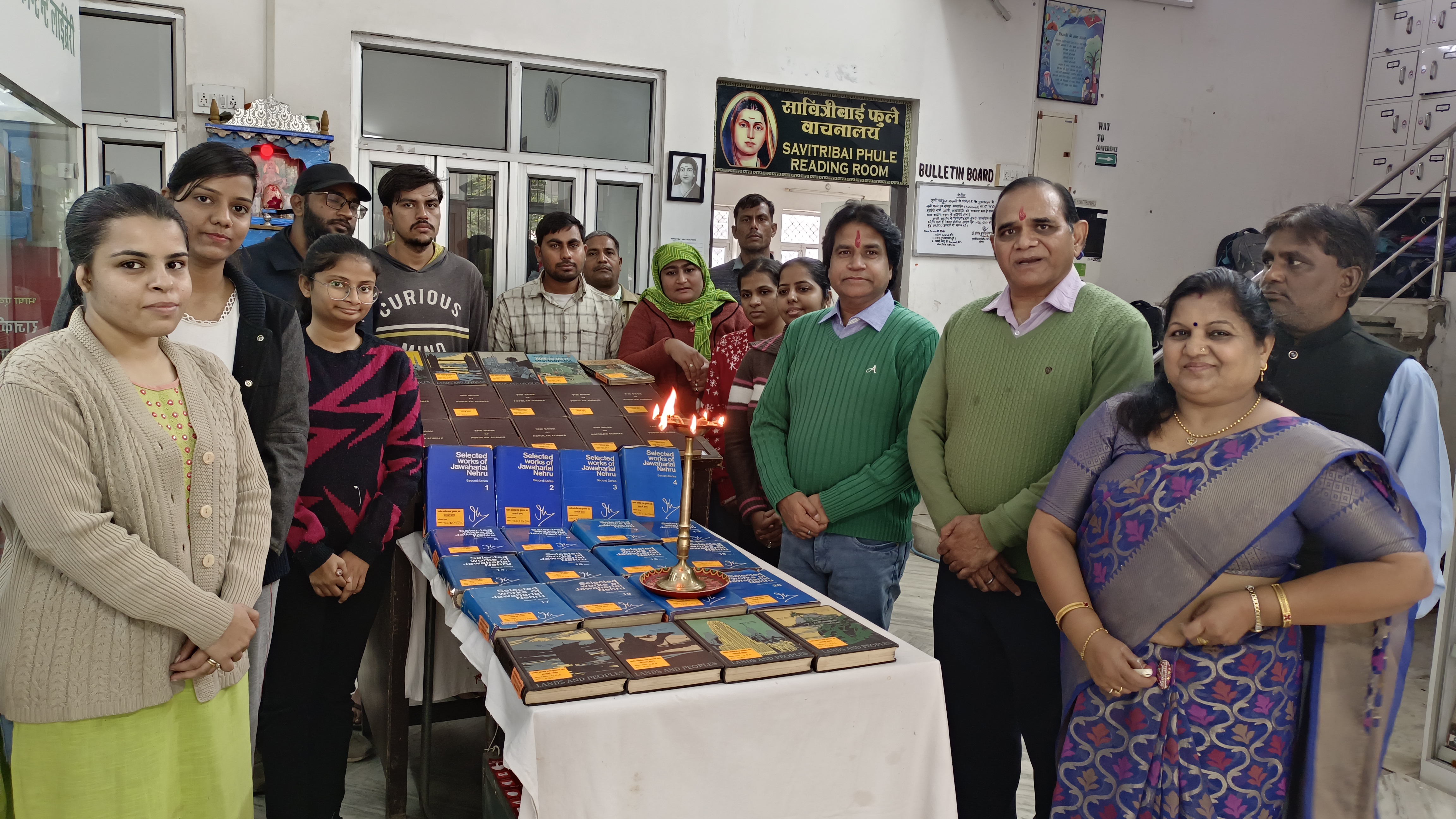 राजकीय सार्वजनिक मण्डल पुस्तकालय, कोटा में "बहुखण्डीय ग्रंथों की प्रदर्शनी" का आयोजन