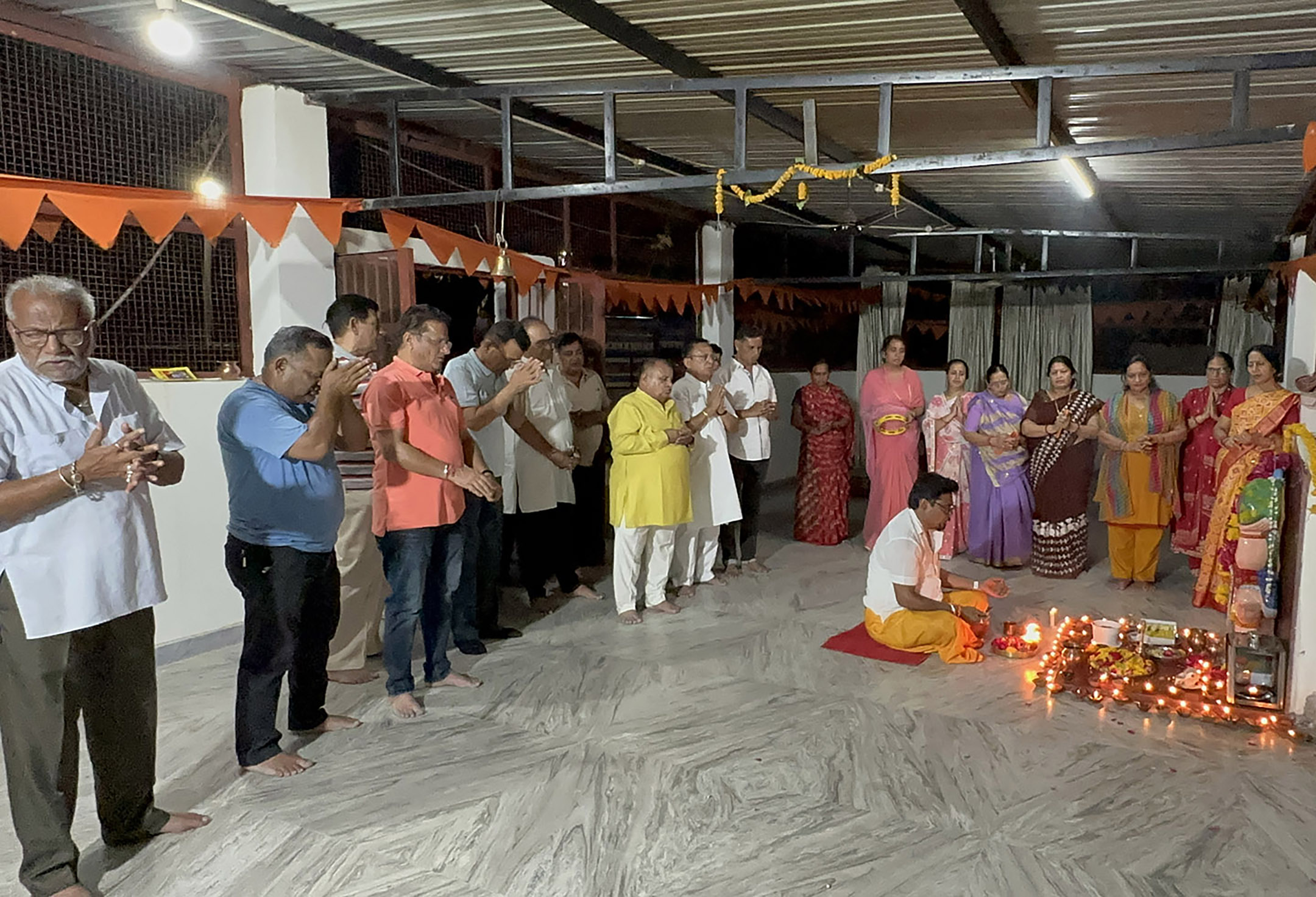 Festive Sunday Rituals at Shri Pitambara Ashram