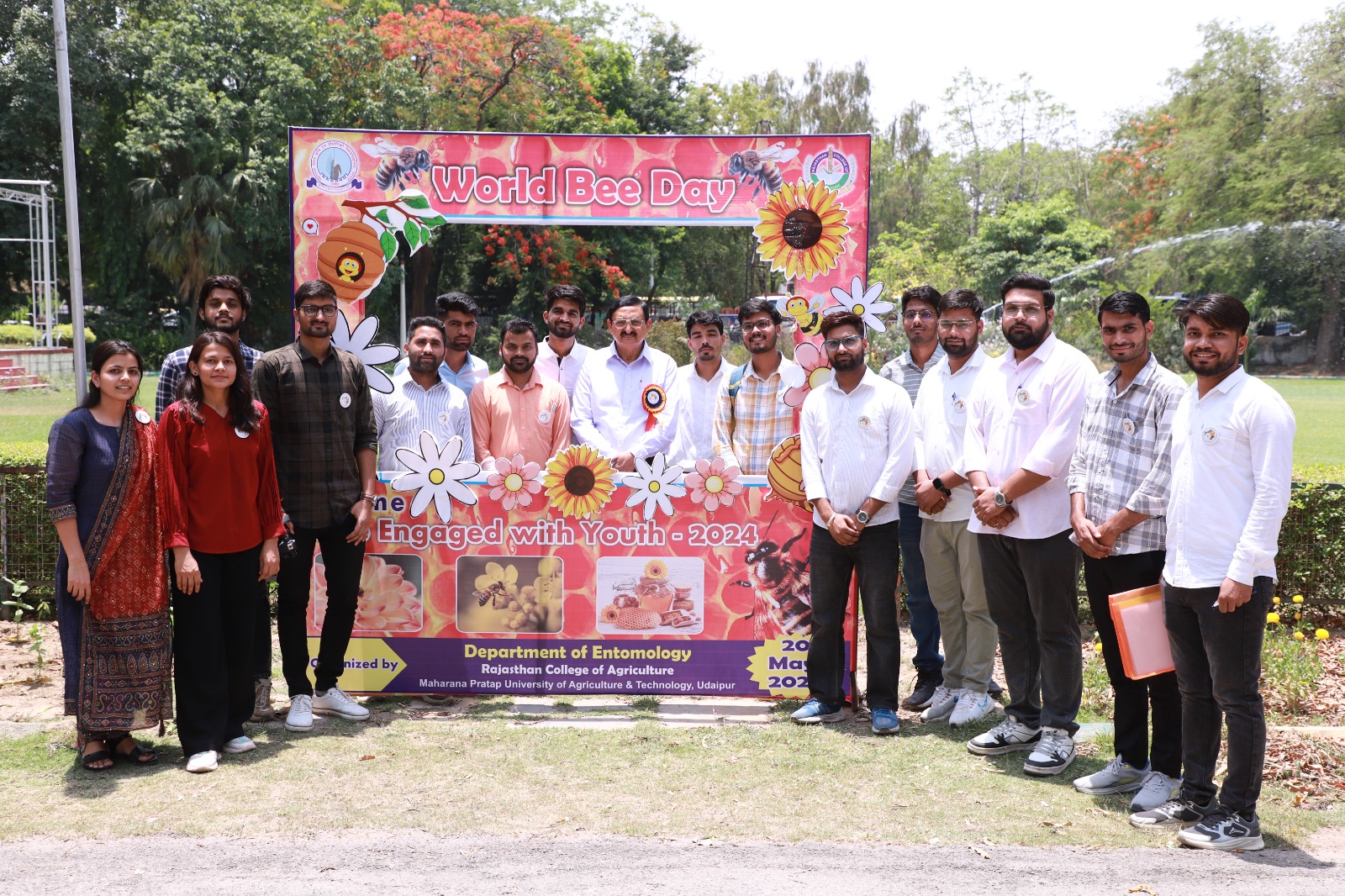 राजस्थान कृषि महाविद्यालय में विश्व मधुमक्खी दिवस मनाया गया