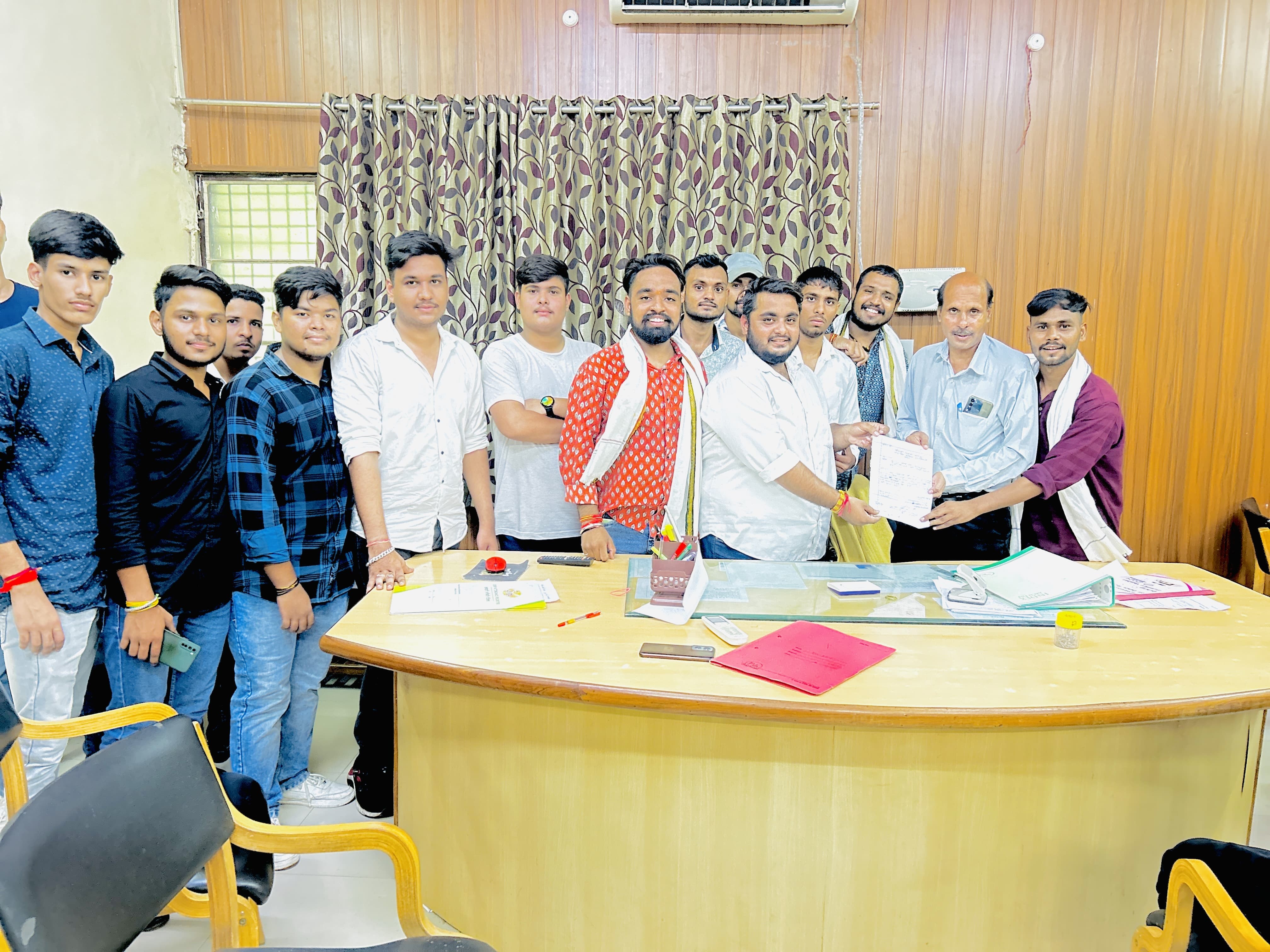 College Student Union Leaders Submit Memorandum for Their Demands