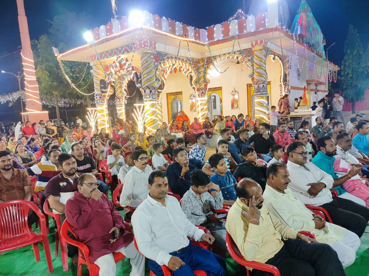 Large Gathering of Teli Community for the Grand Religious Festival at Laliyavav Math