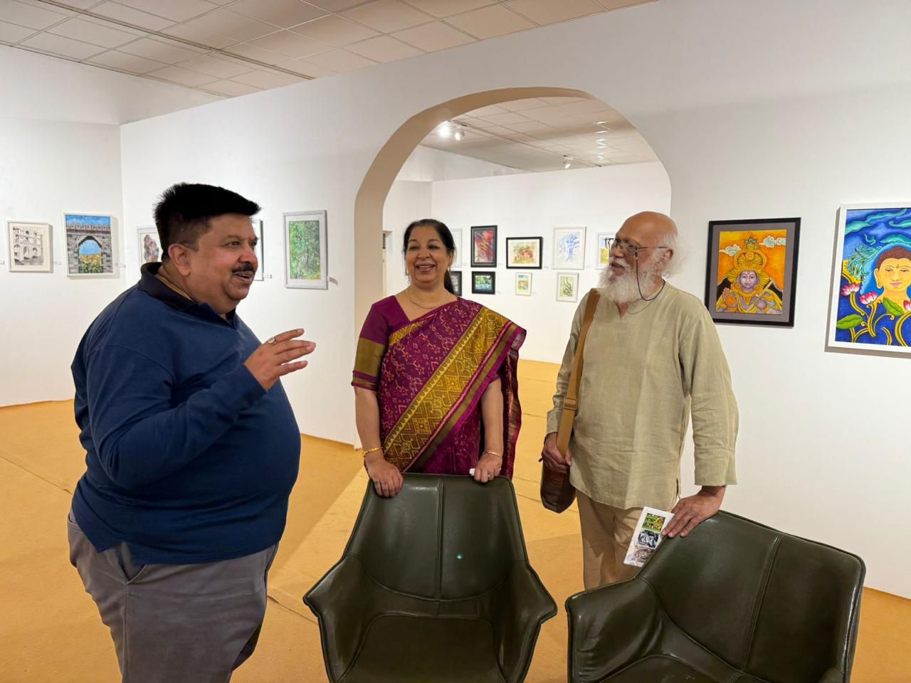 Famous artists visited Kiran Soni Gupta's five-day art exhibition in New Delhi