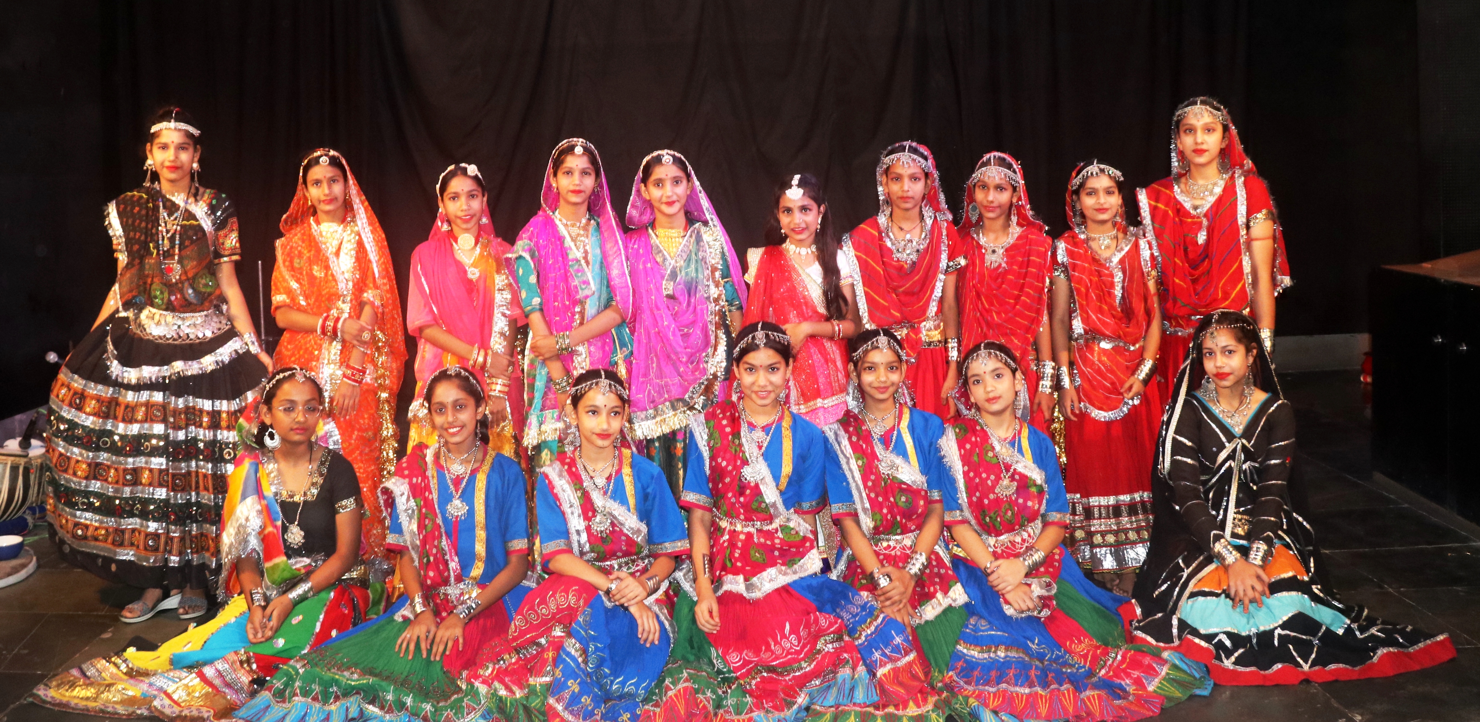 Participants Deliver Dazzling Performances at Folk Dance Competition