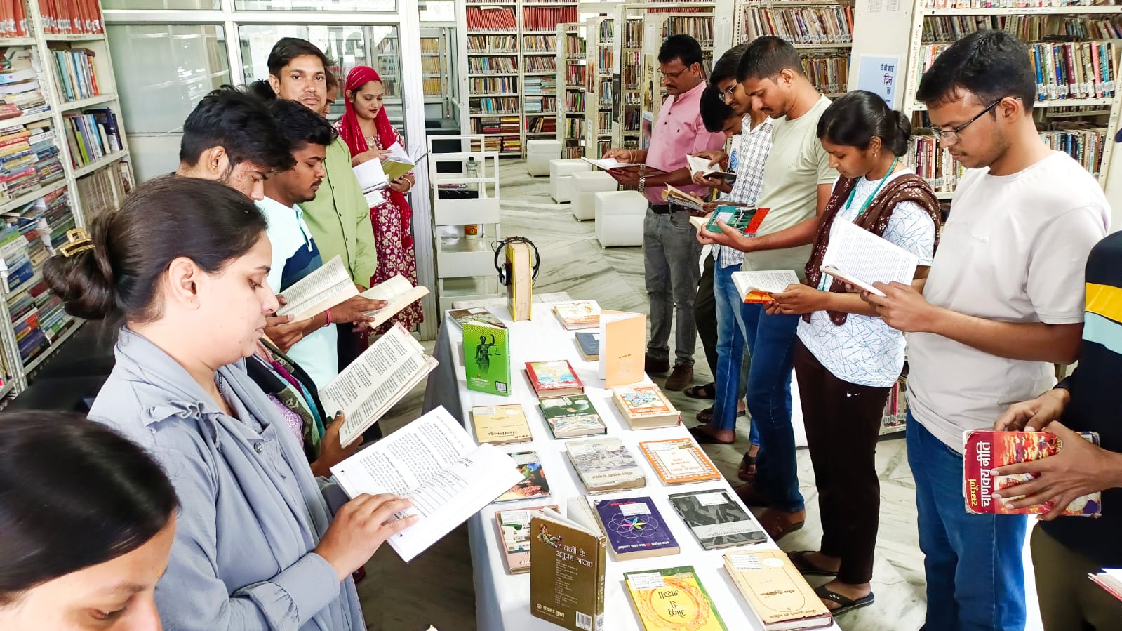 कोटा राजकीय सार्वजनिक मंडल पुस्तकालय में भाषा गौरव सप्ताह के अंतर्गत "भारतीय भाषाओं का सौंदर्य" पाठक संवाद कार्यक्रम आयोजित