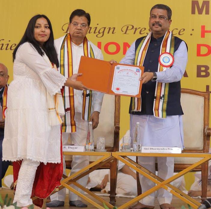 Nisha Soni Awarded PhD by Jain Vishva Bharati University, Ladnun