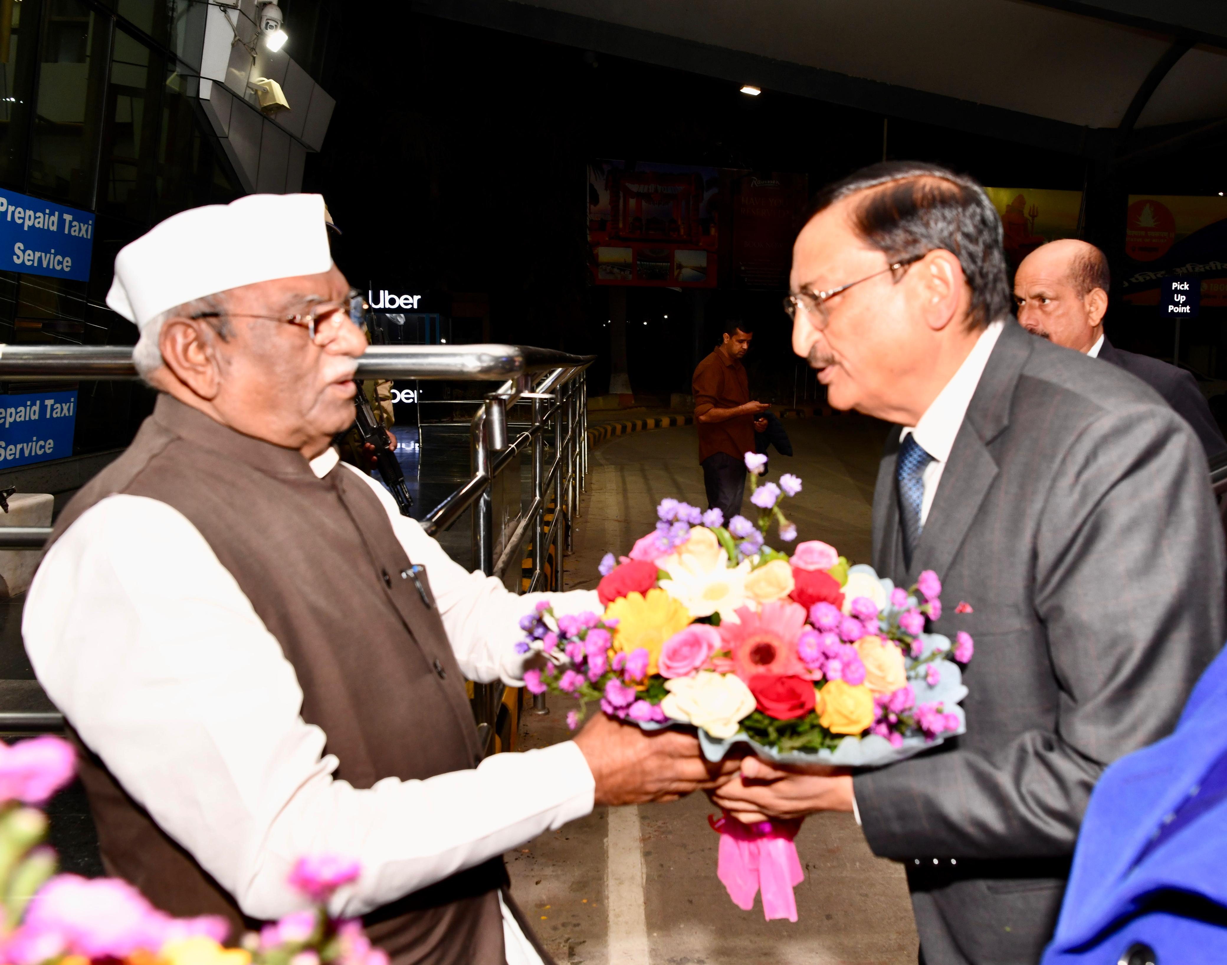 Governor Shri Haribhau Bagde Arrives in Udaipur