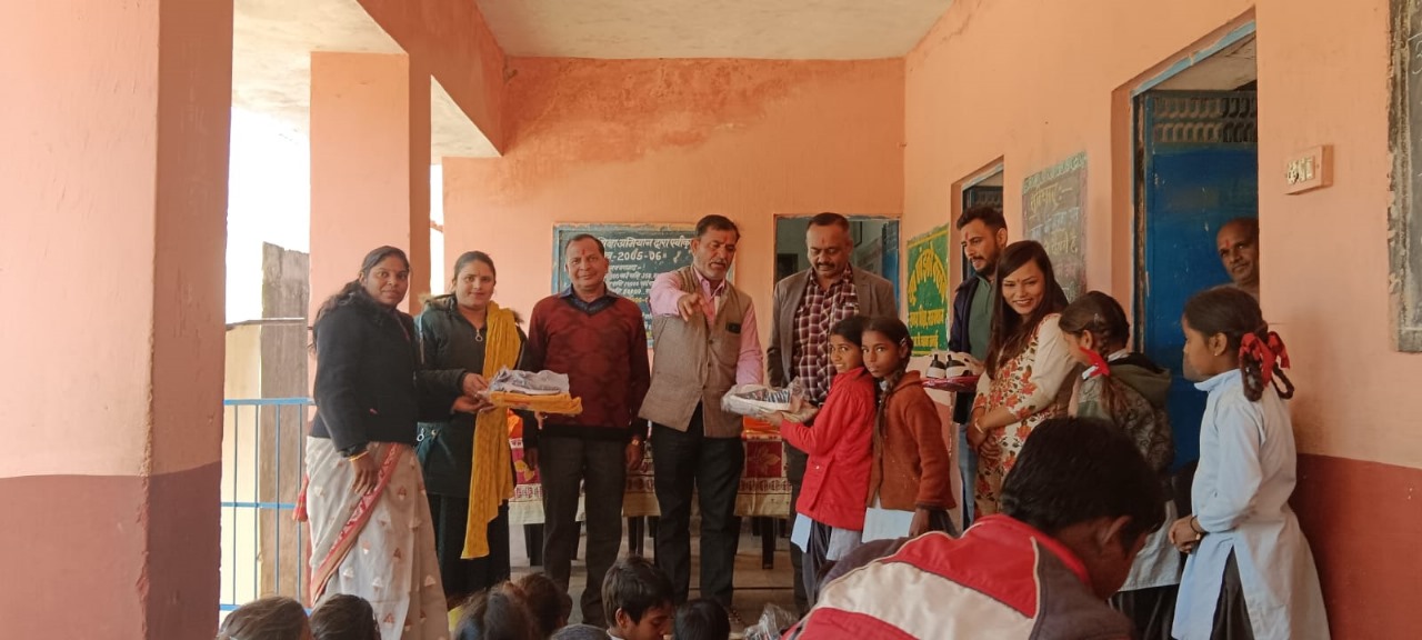 Bhamashahs Distribute Sweaters and Shoes to School Children