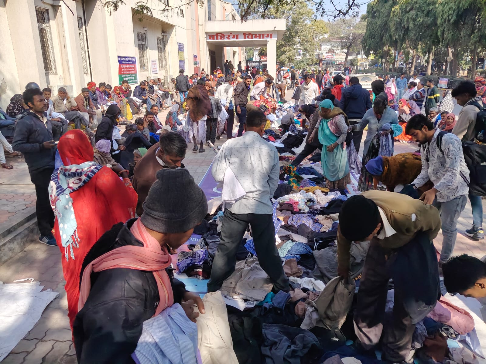 Dhakad Family Creates History by Distributing 25,000 Clothes for Free