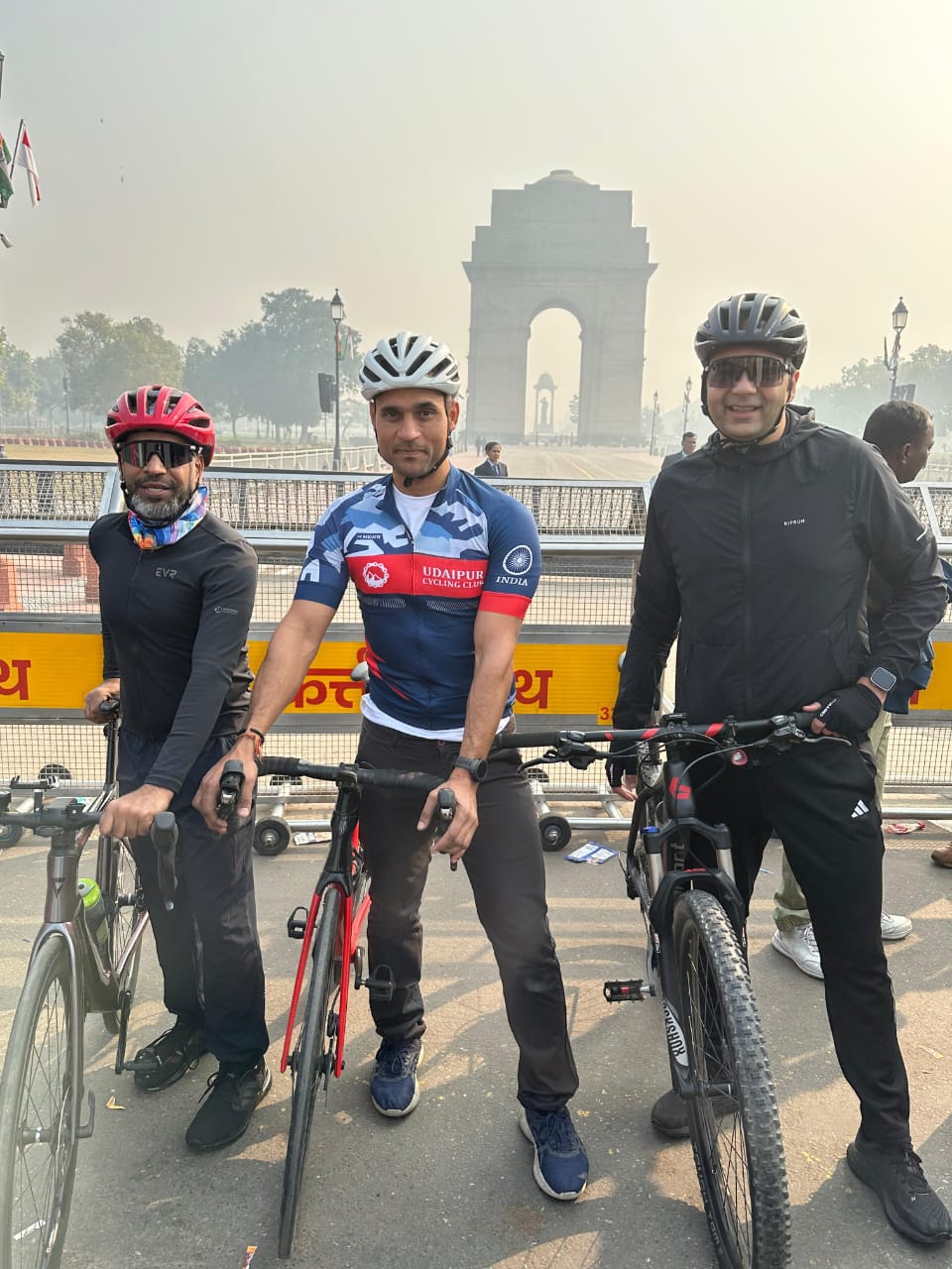 Unique Initiative by Cyclists for Cleanliness Awareness