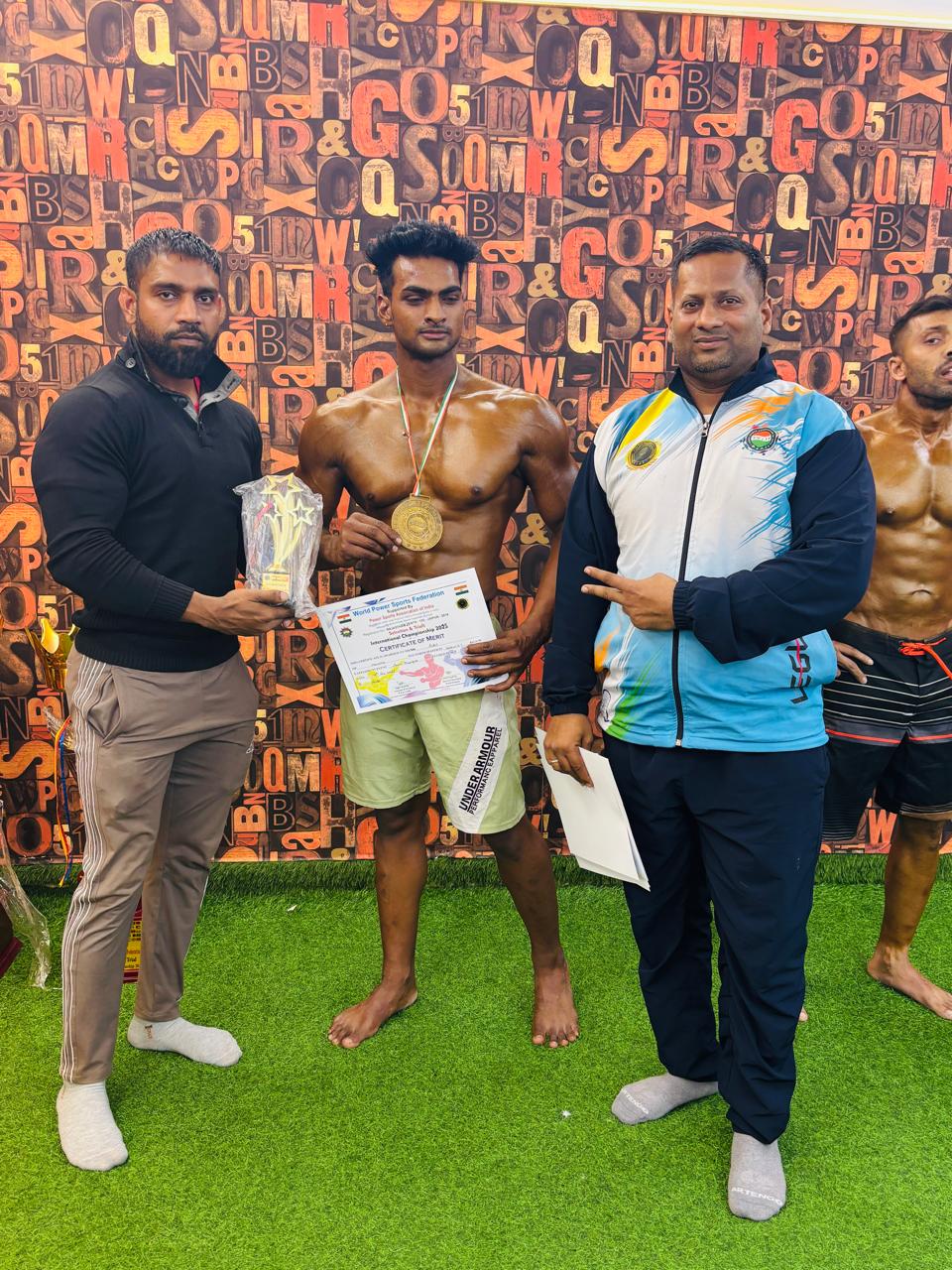 Faridabad's coach Rakesh Sharma's player Aryan wins Men's Physique competition  