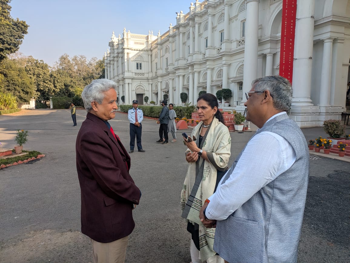 Professor Amarika Singh Receives Grand Welcome at Jai Vilas Palace