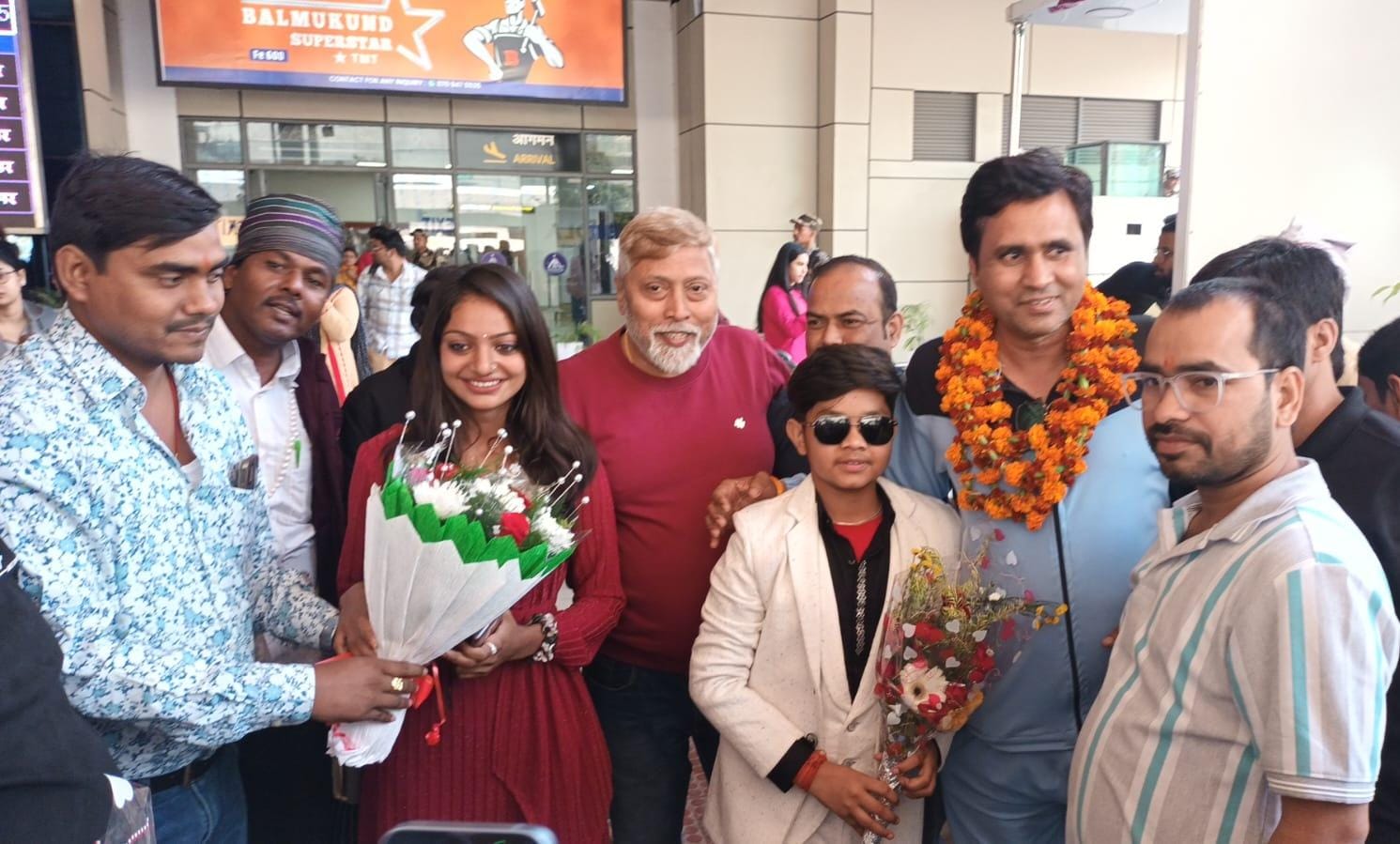 Monalisa Arrives in Patna, Director Makes a Revelation