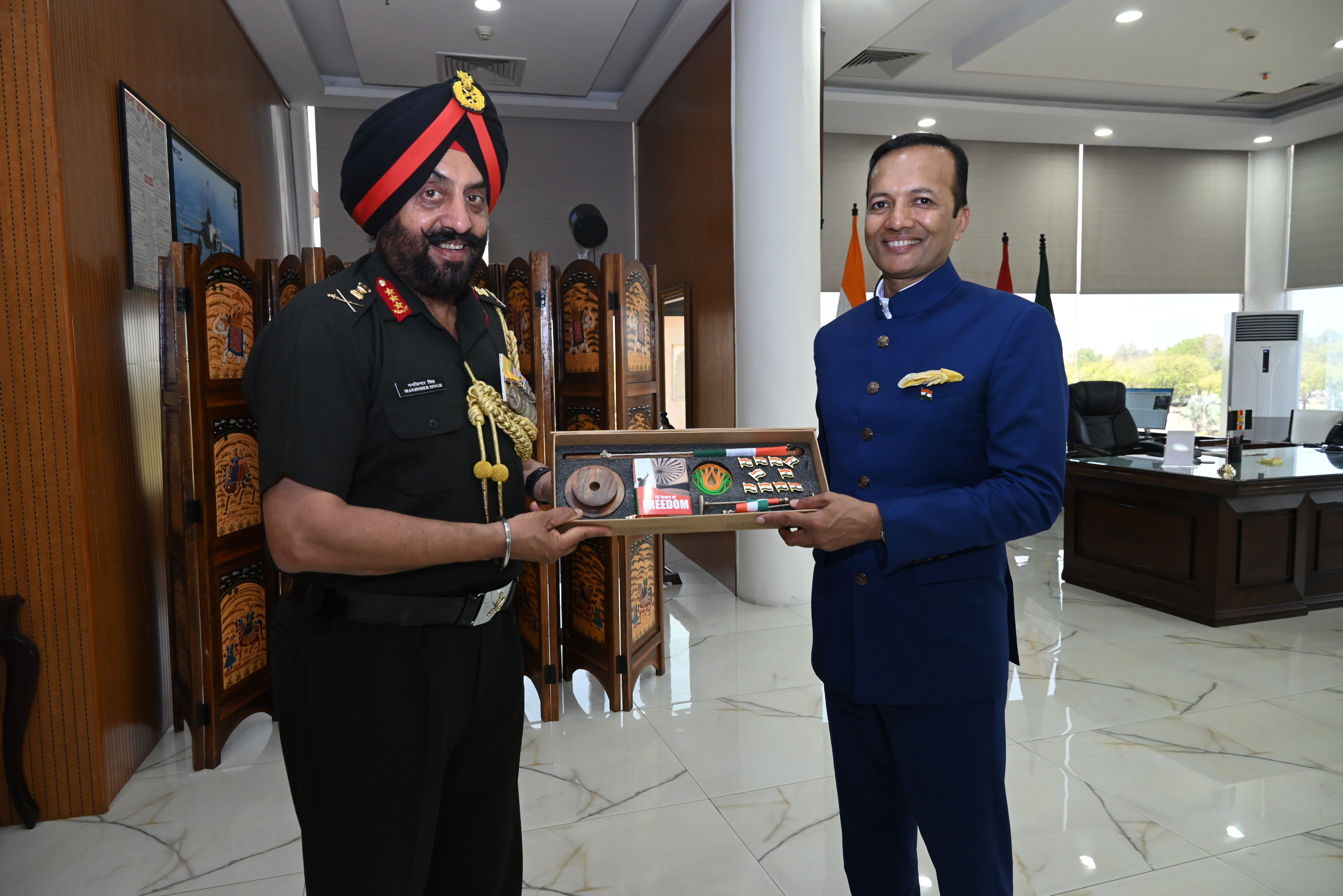 HIGH MAST NATIONAL FLAG UNFURLED AT JAIPUR MILITARY STATION