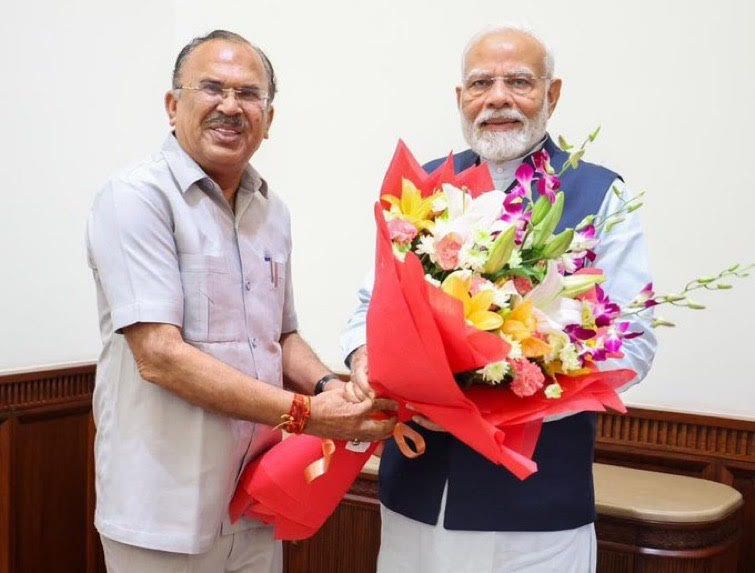 75वें जन्मदिवस पर राष्ट्रनायक को नमन