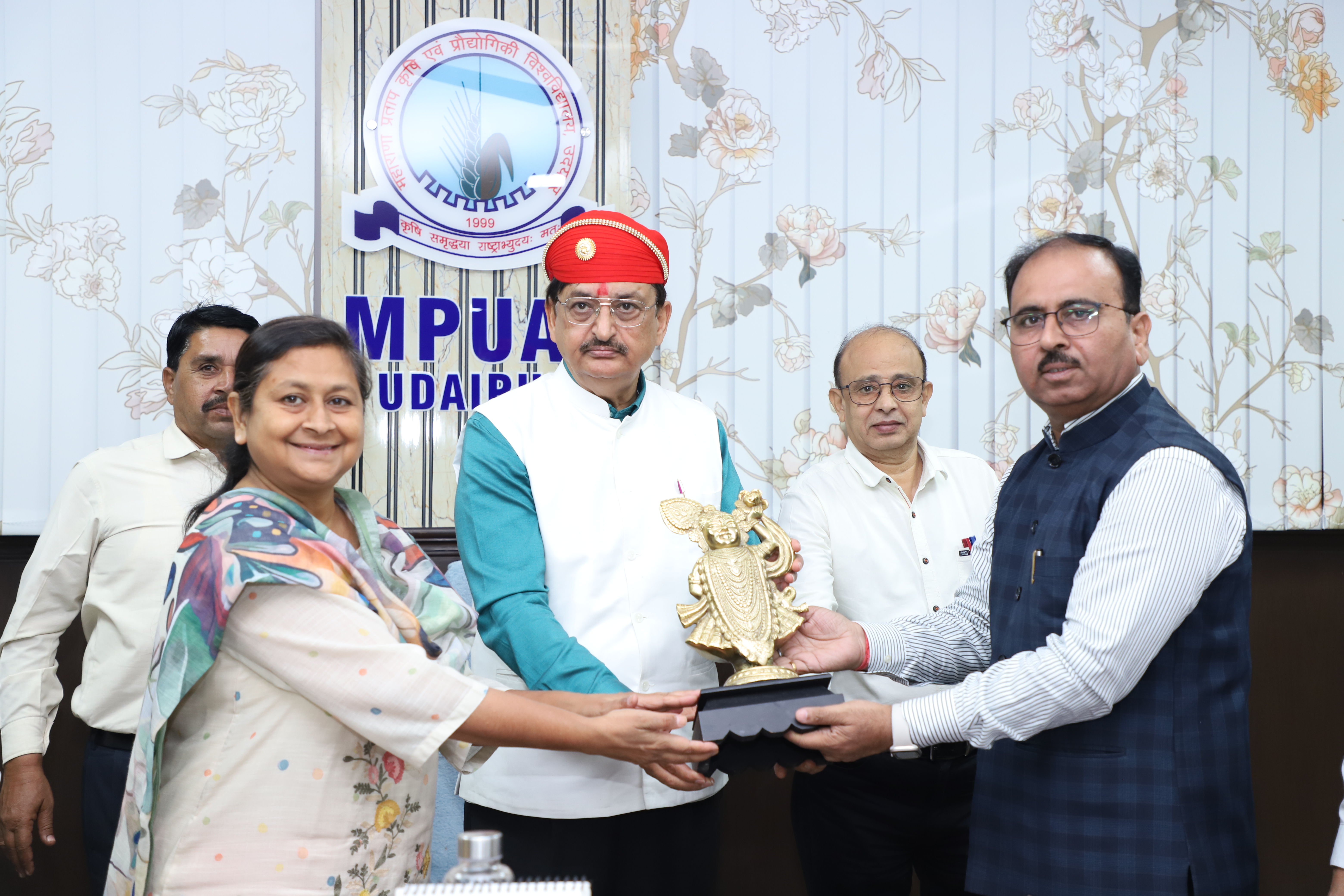 कुलगुरु डॉ. अजीत कुमार कर्नाटक को एमपीयूएटी में स्वर्णिम सेवा काल पूर्ण करने पर भावभीना विदाई