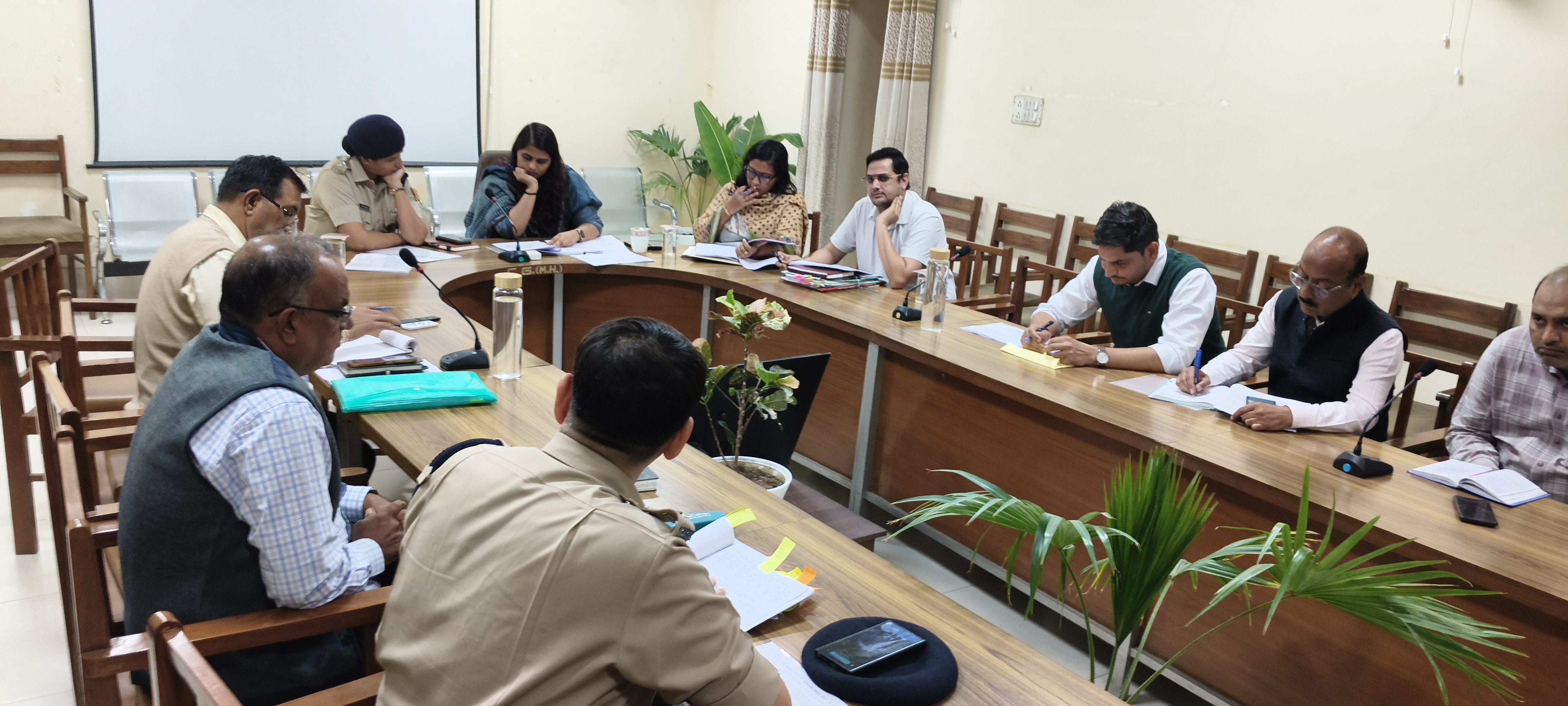 माननीय मुख्यमंत्री के निर्देशानुसार जिले में सुनिश्चित करें सड़क दुर्घटनाओं की रोकथाम