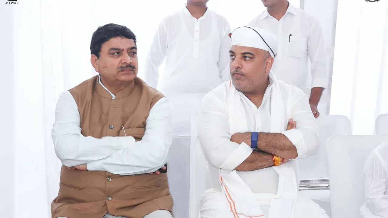 उदयपुर राजमहल में दिवंगत राजमाता साहिबा विजयराज कुमारी मेवाड़ को