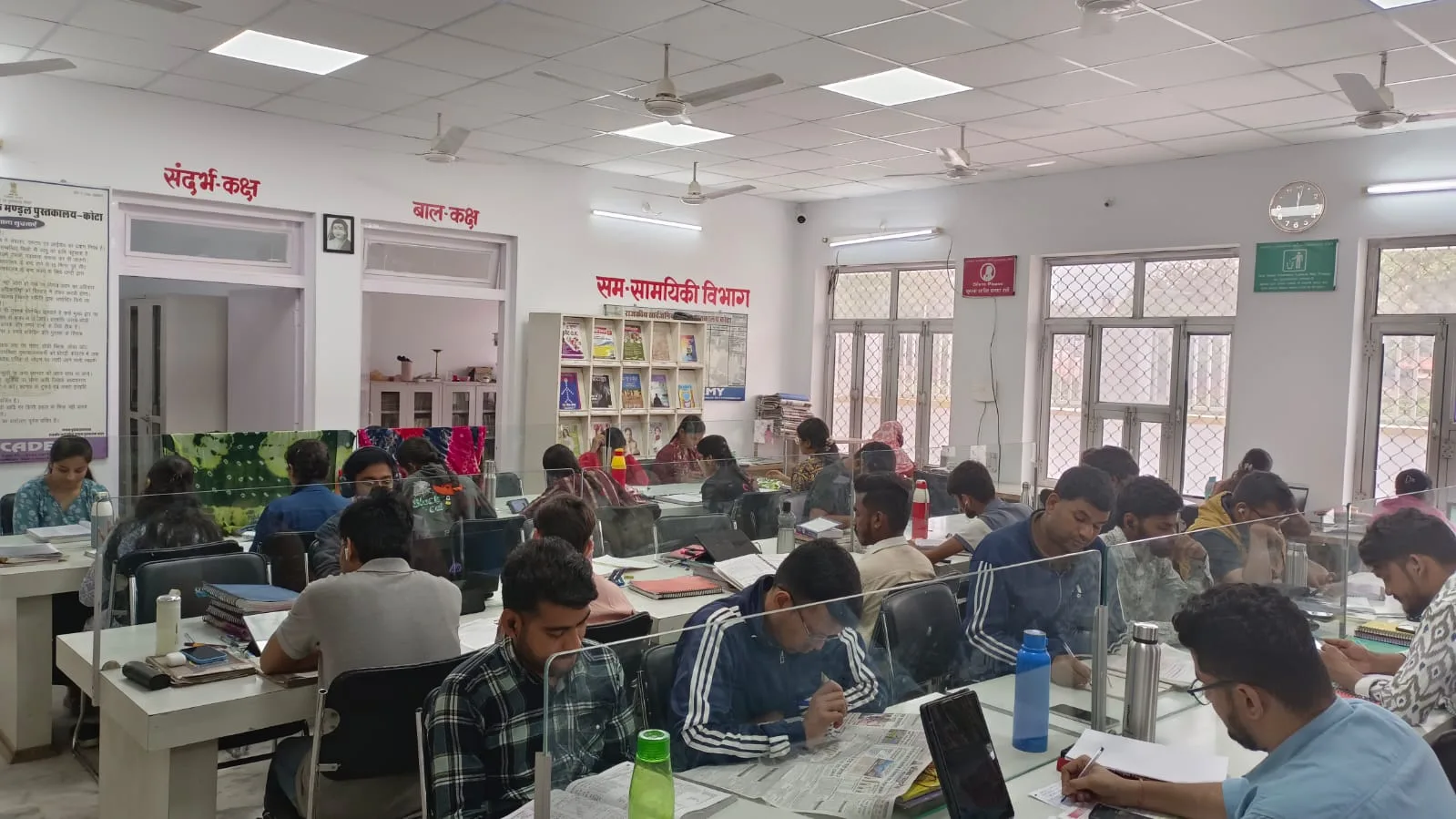 हिंदी दिवस पखवाड़े में साहित्यिक एवं बौद्धिक प्रतिभाओं ने दिखाई रचनात्मकता