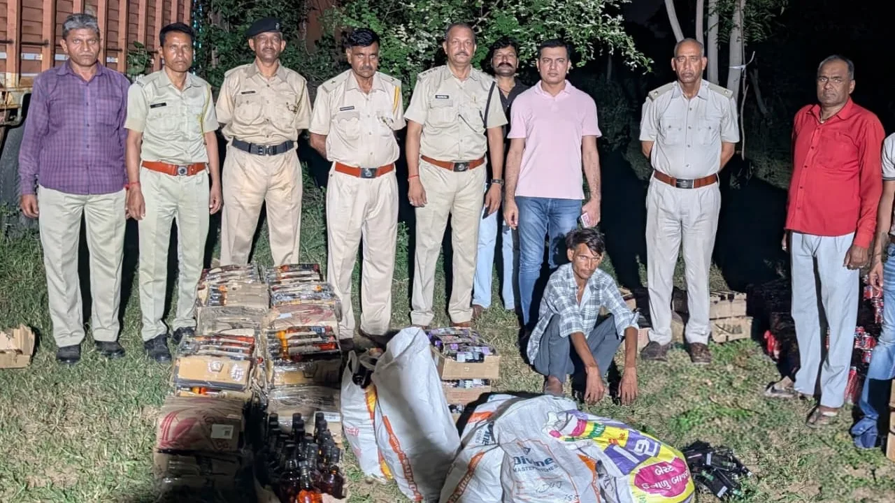 आबकारी आयुक्त नमित मेहता के निर्देशन में खेरवाड़ा में कार्रवाई