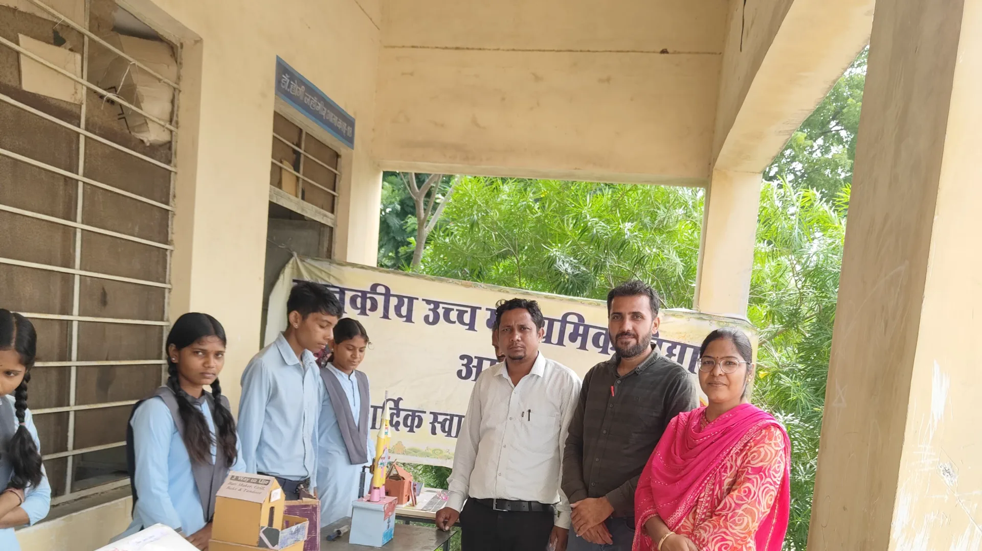 अमरथून में विज्ञान मेला शुरू*   नन्हे हाथों की ऊंची उड़ान, एक श्रेष्ठ परिकल्पना :- राजेश्वरी (व्याख्याता रसायन)