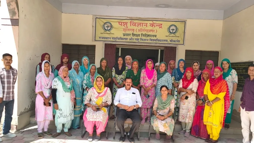 विश्व पशु दिवस पर एक दिवसीय संस्थागत प्रशिक्षण कार्यक्रम आयोजित
