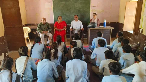 रा.उ.मा.विद्यालय मूलसागर में नवमतदाता जागरूकता कार्यक्रम आयोजित