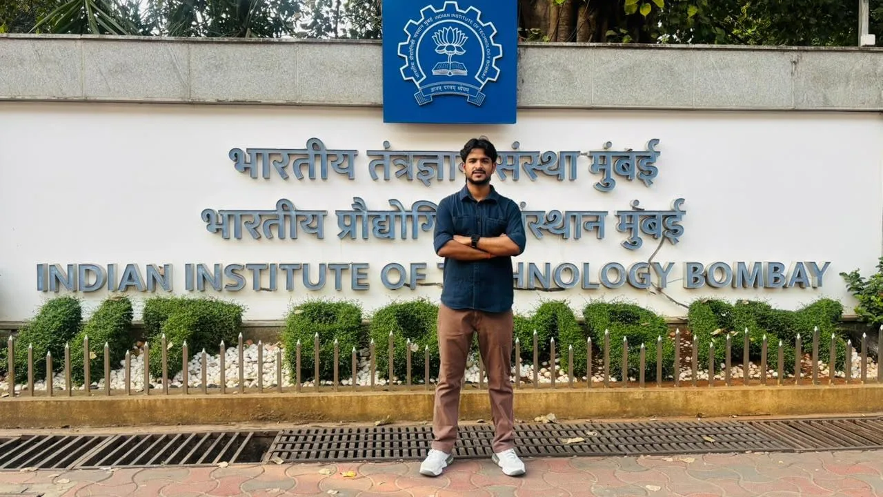 आईआईटी बॉम्बे के ड्रोन टेक्नोलॉजी प्रोजेक्ट से जुड़े Devraj Singh Chouhan रक्षा क्षेत्र में तकनीकी योगदान की ओर बढ़ाया कदम
