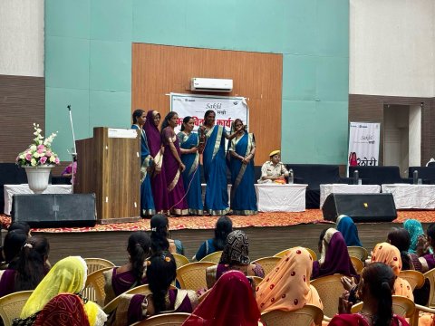 हिन्दुस्तान जिं़क की सखी परियोजना के तहत 60 लाख रुपये का ऋण वितरण
