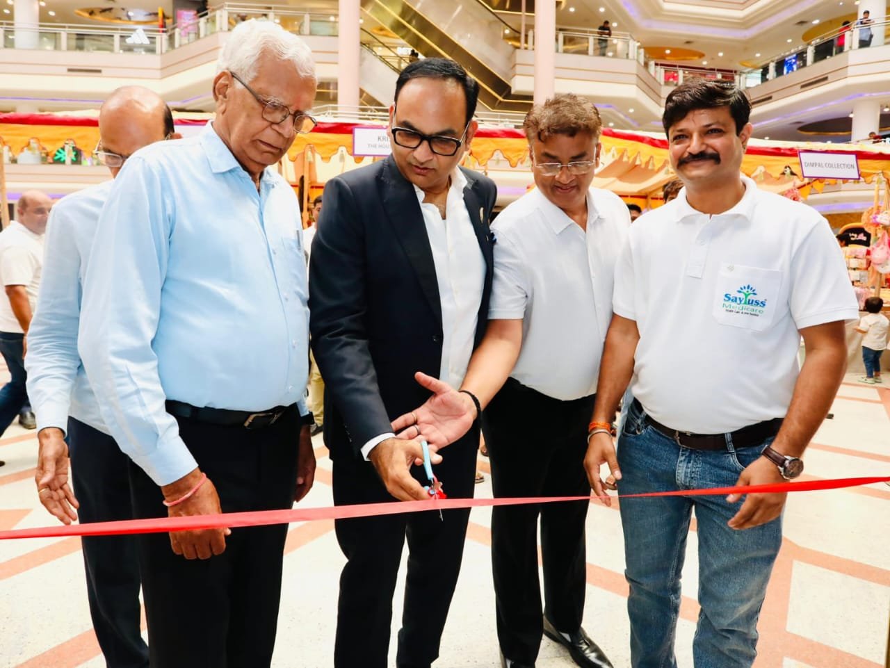 नेक्सस सेलेब्रेशन मॉल में सैलस मेडिकेयर द्वारा हेल्थ डेस्क का शुभारंभ