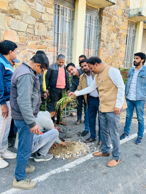 Tree Plantation Ceremony Marks New Year at MPUAT’s Farm Machinery Department