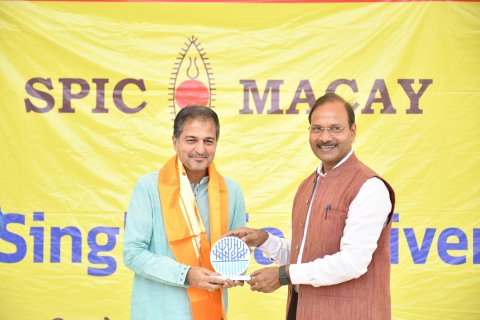 एसपीएसयू में पंडित रूपक कुलकर्णी का मंत्रमुग्ध बांसुरी वादन