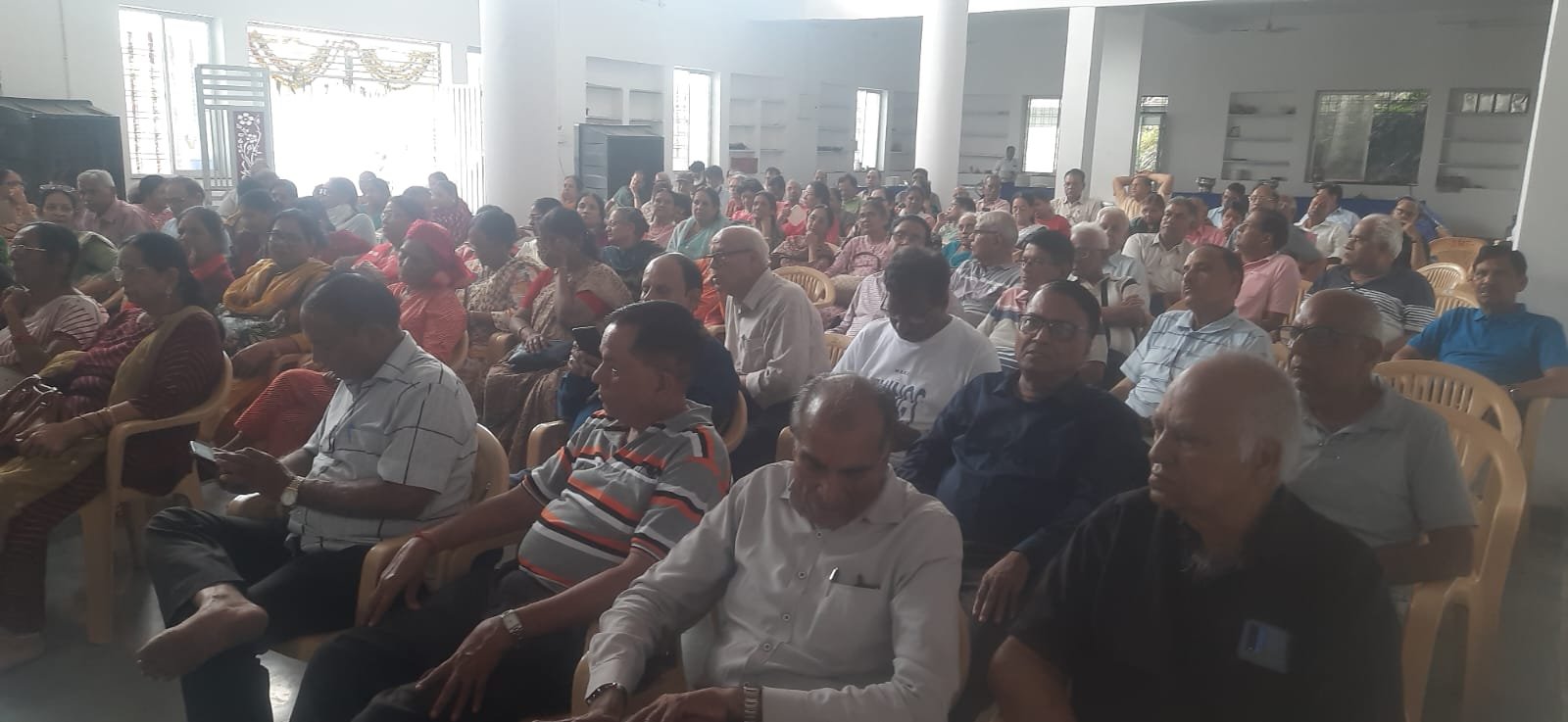 सावन की रिमझिम फुहारों संग जावर दरबार में सजी मुस्कान क्लब की बहु प्रतीक्षित पिकनिक
