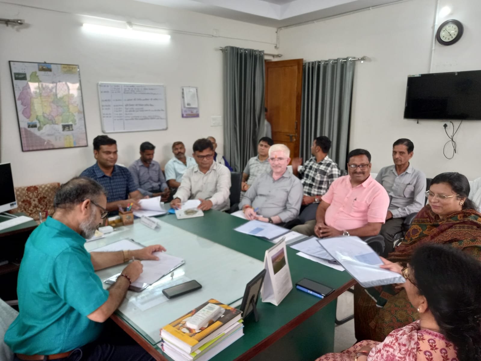 वित्तिय साक्षरता कार्यशाला एवं संभाग स्तरीय समीक्षा बैठक का आयोजन