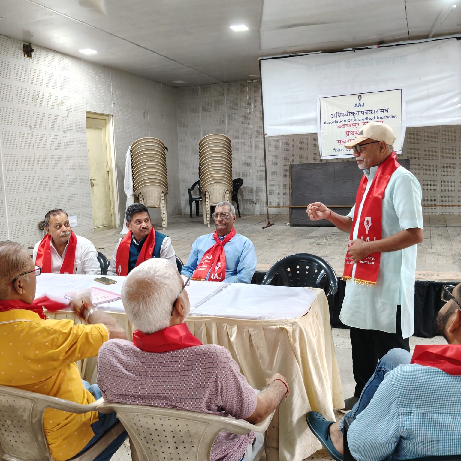 अधिस्वीकृत पत्रकार संघ की पहली बैठक संपन्न, समस्याओं को लेकर सीएम से मिलने का निर्णय