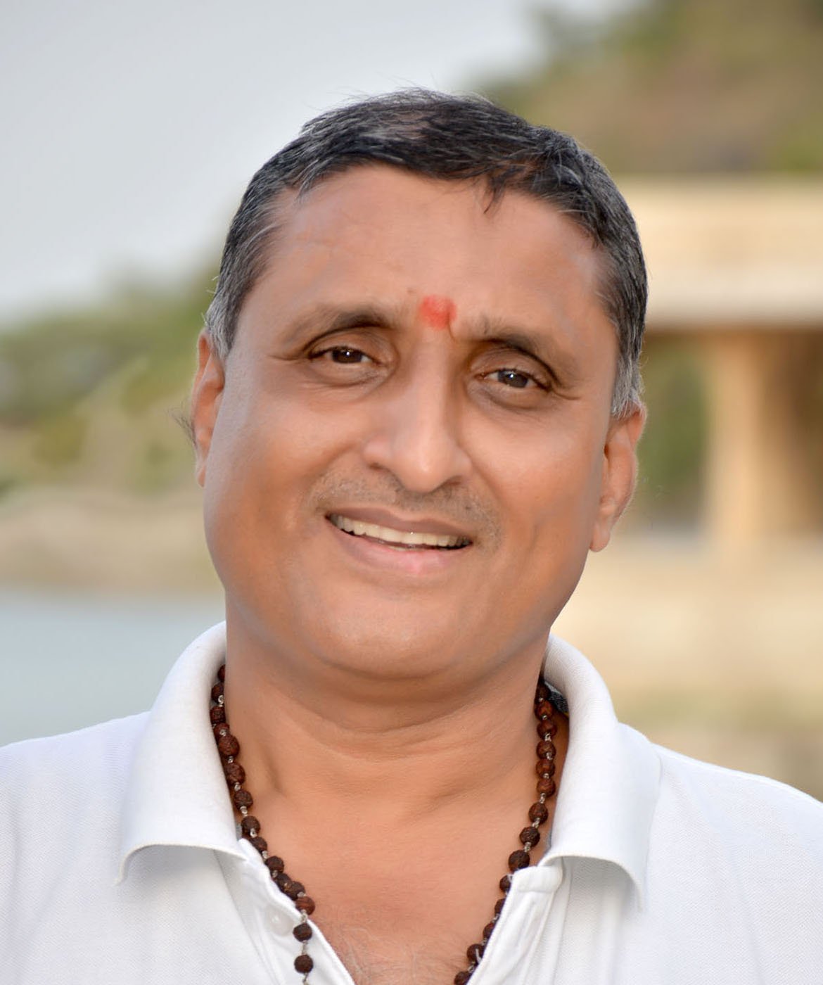 बुद्धिबेचकों का षड़यंत्र,  दुर्जनों का पाखण्ड पर्दा