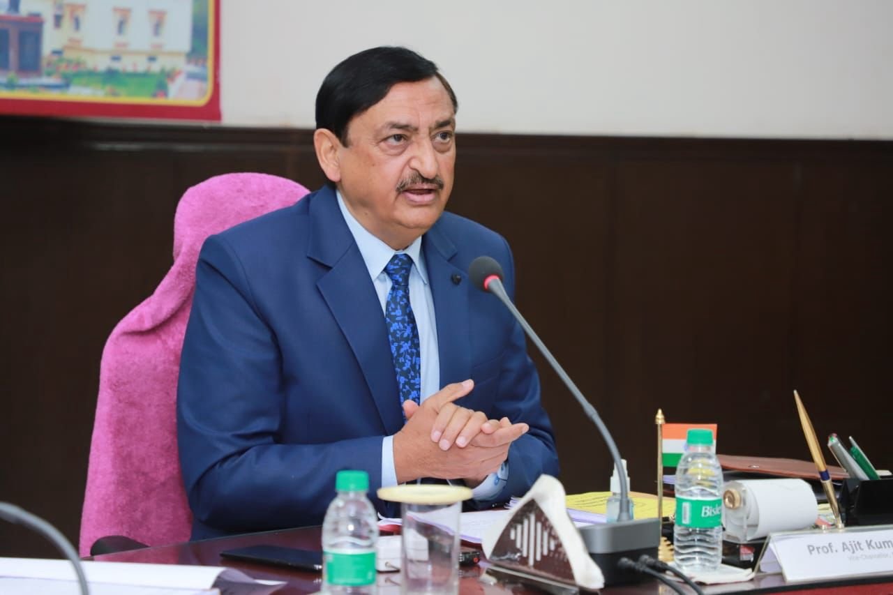 सतत् खेती और पौध संरक्षण ही भविष्य का मार्ग : एमपीयूएटी कुलपति अजीत कुमार