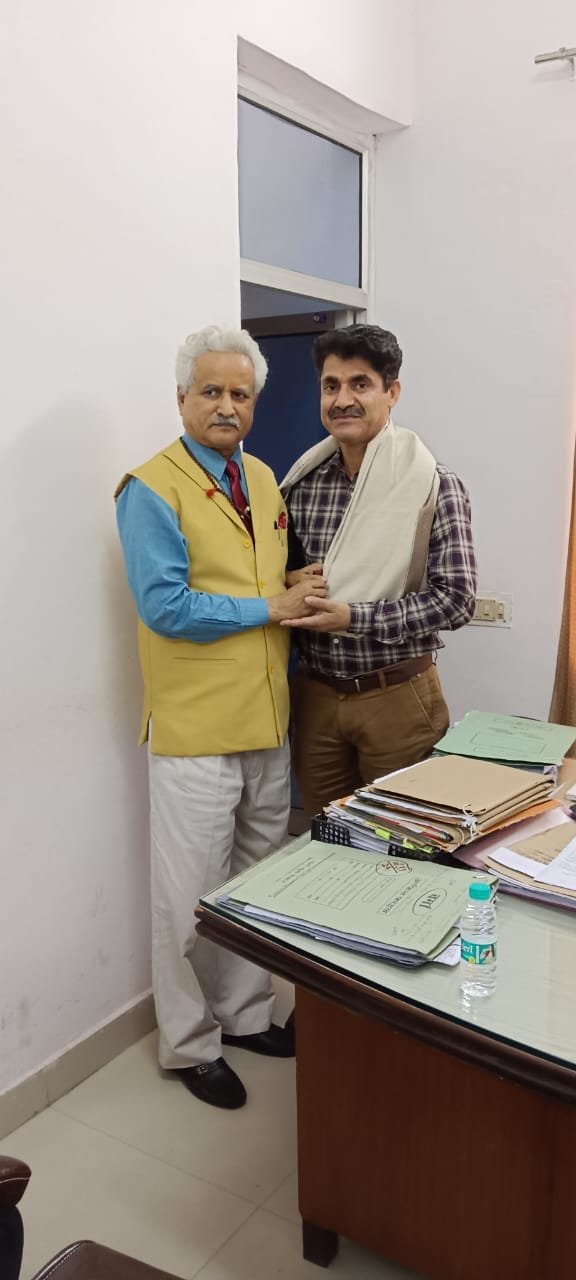 Prof. Amarika Singh Meets DIOS Sanjeev Kumar, Discusses Synergy Between School and Higher Education