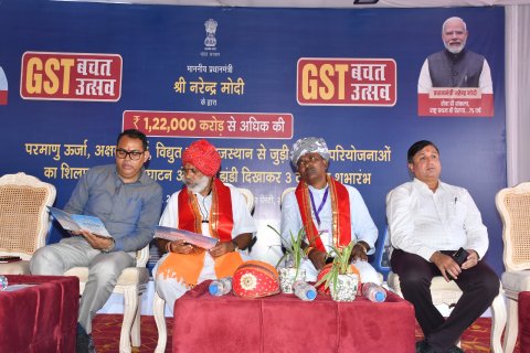 उदयपुर -चंडीगढ़ नई रेल सेवा का शुभारंभ,  प्रधानमंत्री श्री नरेंद्र मोदी ने दिखाई हरी झंडी