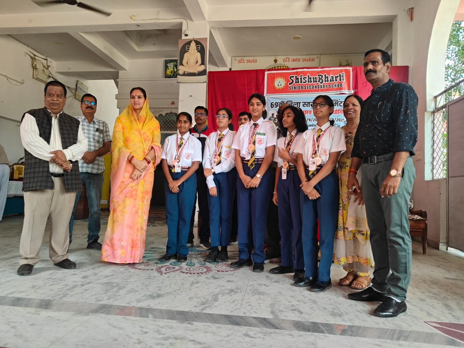 Outstanding Performance by Maharana Mewar Vidya Mandir Players