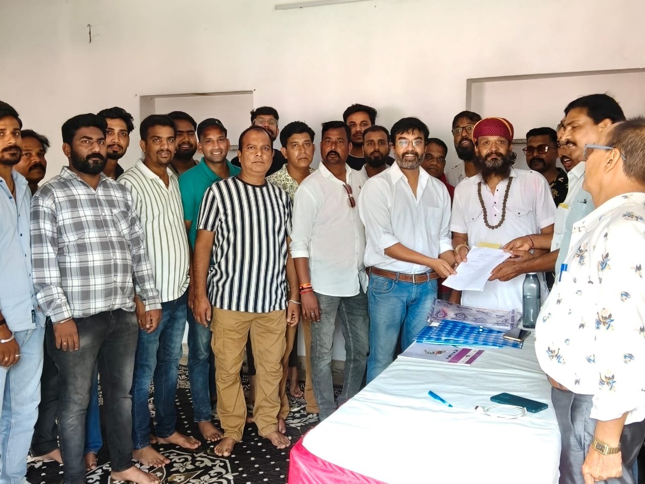 Salvi (Weaver) Community Elections on October 12, Narayanlal Salaya Files Nomination