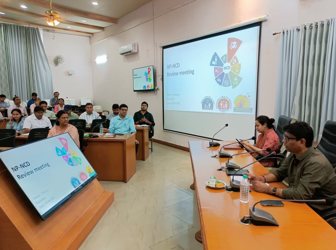 स्वस्थ नारी सशक्त परिवार अभियान में सभी का हीमोग्लोबिन जांच करें