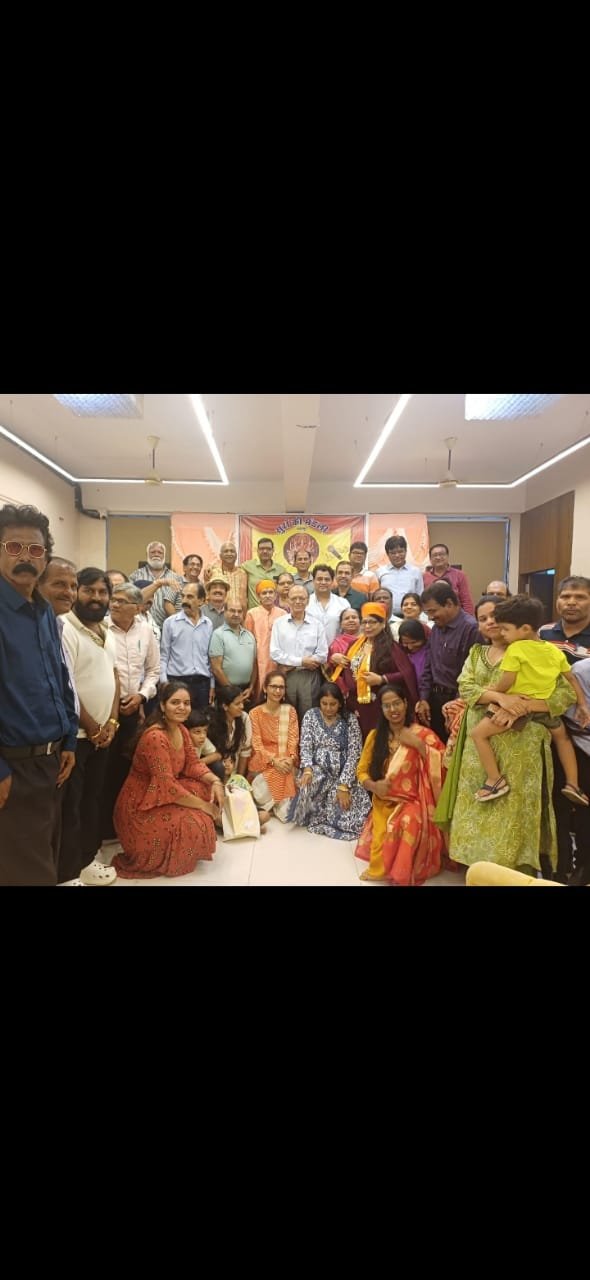 अशोका पैलेस में सुरों की मंडली के सुर साधकों ने गाने गाकर मनाया सुरों के रंग दोस्ती के संग समारोह -माधवानी