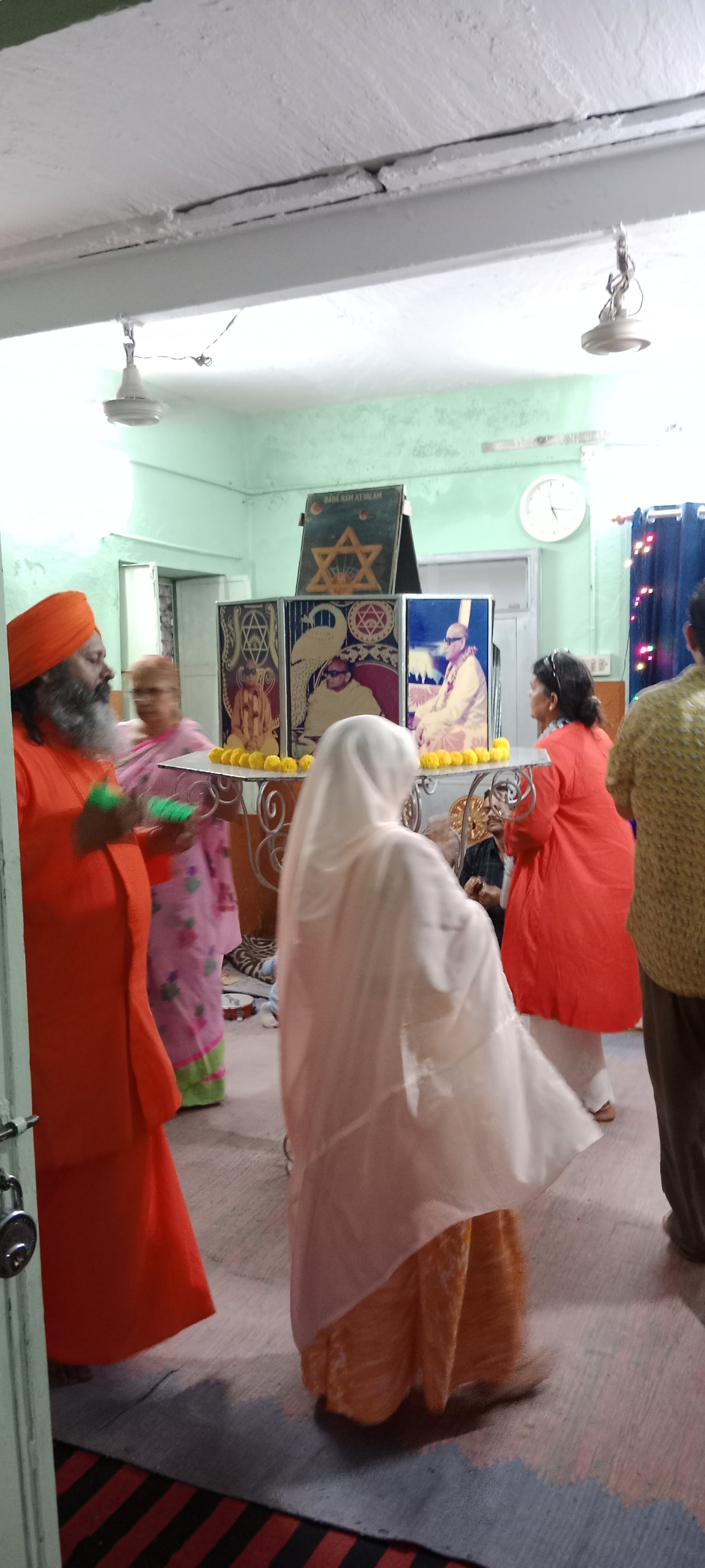 55वें कीर्तन दिवस के उपलक्ष्य में अष्टदिवसीय एक प्रहरीय अखंड कीर्तन का शुभारम्भ