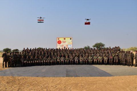 COAS VISITS FORWARD AREAS AND BIKANER MILITARY STATION