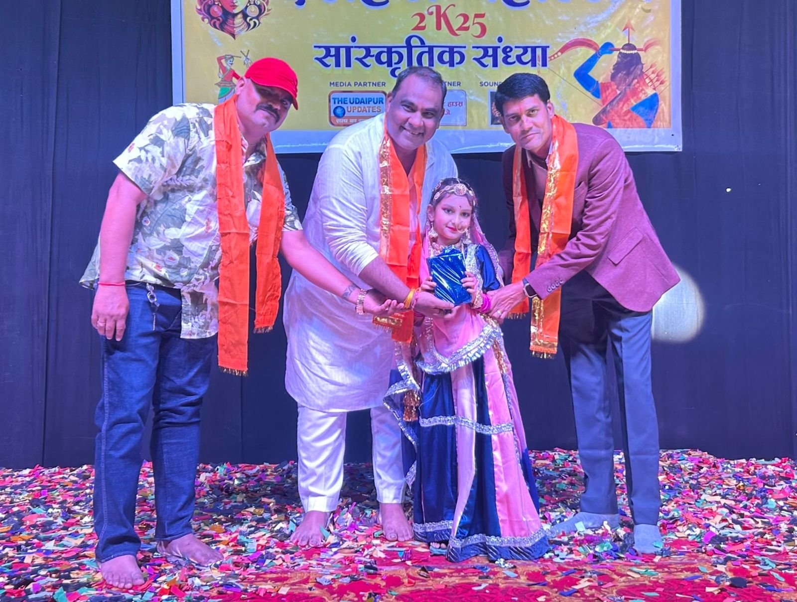 चित्रकूट नगर : धूमधाम से मनाया दशहरा उत्सव, बच्चों की प्रस्तुतियों ने मोहा मन