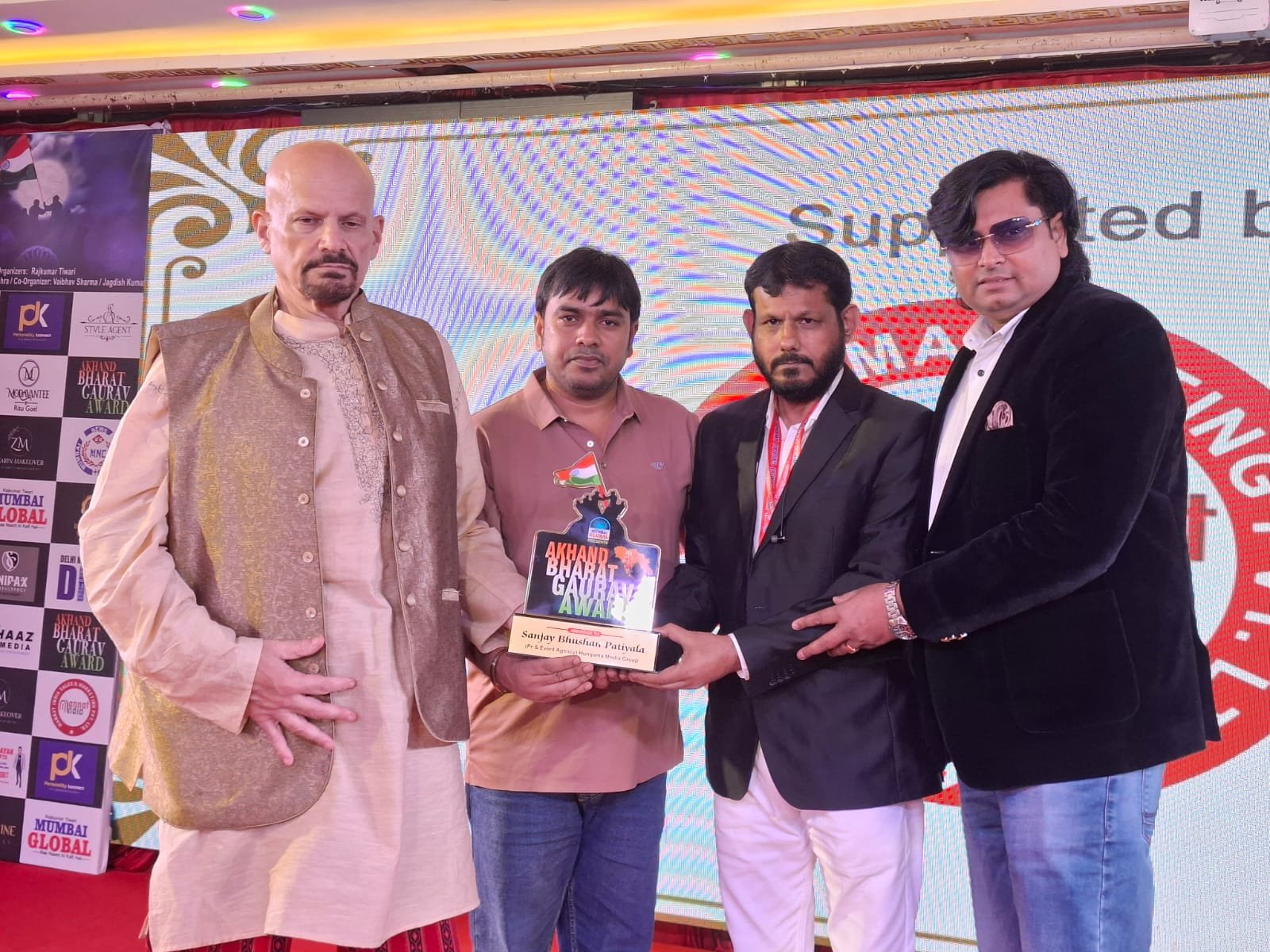 Bollywood Actor J. Brandon Hill Honors Film Promoter Sanjay Bhushan Patiala with Akhand Bharat Gaurav Award