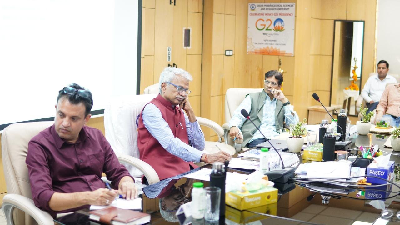 मेहता की अध्यक्षता में नदी सुधार नीति व शासन, प्रबंधन व्यवस्था सत्र का आयोजन