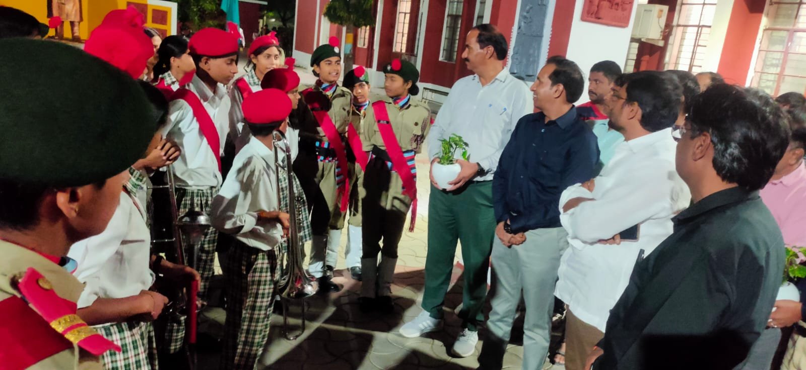 जिला कलेक्टर ने किया पीएम श्री स्कूल जवाहर नवोदय विद्यालय मावली का अवलोकन