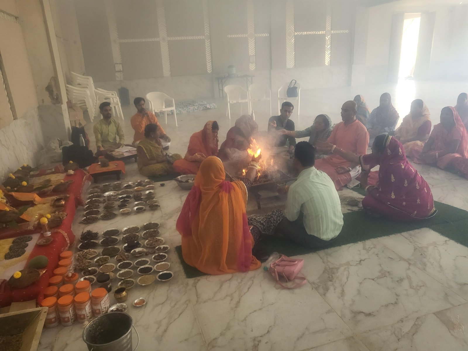 कैंसर एवं निःसंतान दम्पत्तियों के लिए वरदान साबित हो रहा औषधीय हवन