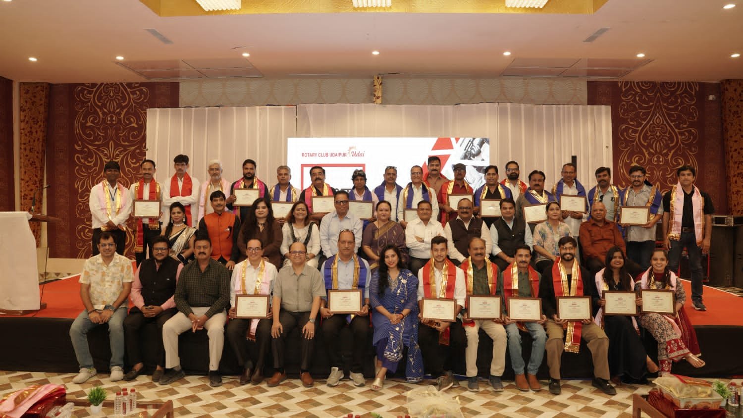 रोटरी क्लब उदय द्वारा वोकेशनल अवार्ड समारोह आयोजित